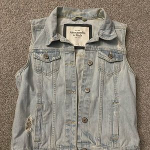 Abercrombie vest